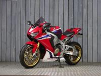 HONDA CBR1000RR FIREBLADE