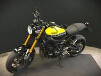 YAMAHA XSR900