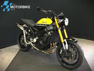 YAMAHA XSR900 