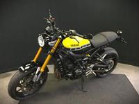 YAMAHA XSR900