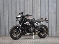 TRIUMPH STREET TRIPLE 765 RS