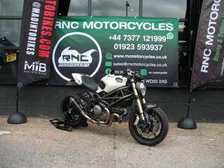 DUCATI MONSTER 1100 