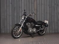 HARLEY-DAVIDSON SPORTSTER 883