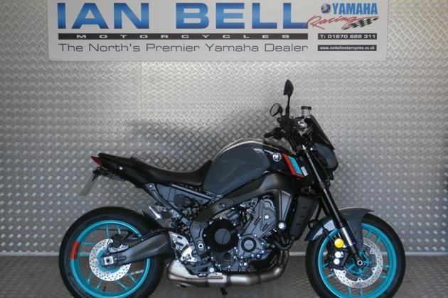 YAMAHA MT-09