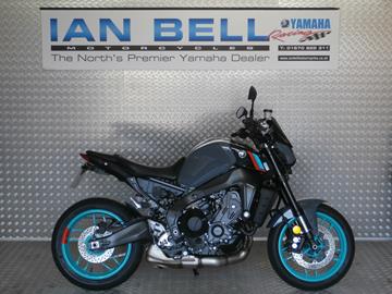 YAMAHA MT-09