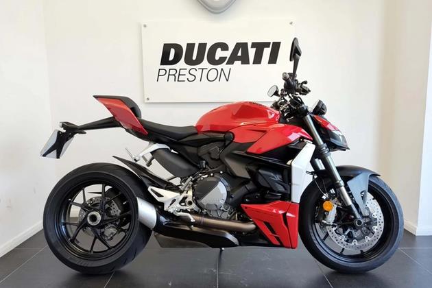 DUCATI STREETFIGHTER V2