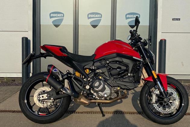 DUCATI MONSTER 937