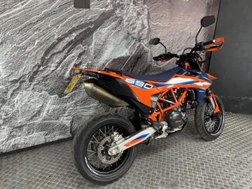 KTM 690 SMC R