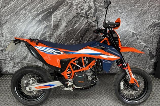 KTM 690 SMC R