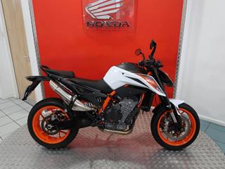 KTM 890 DUKE R 