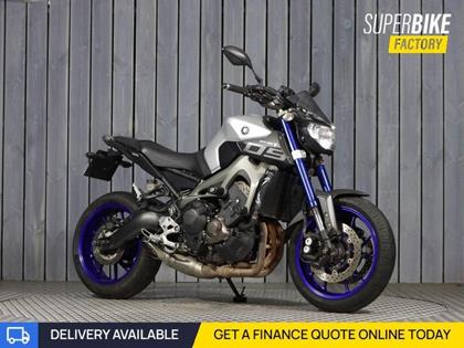 YAMAHA MT-09