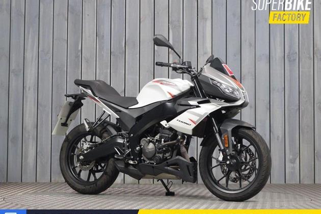 APRILIA TUONO 125