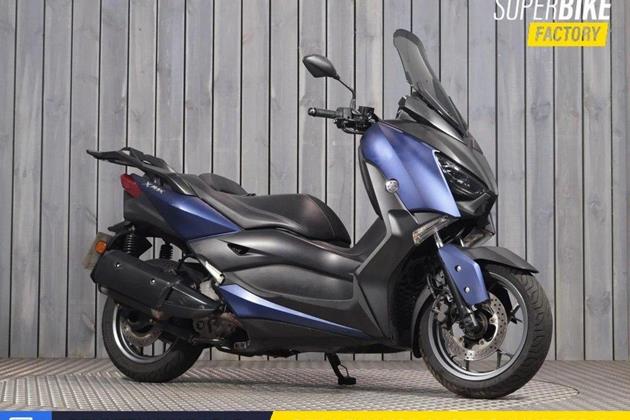 YAMAHA XMAX 300