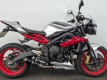 TRIUMPH STREET TRIPLE R