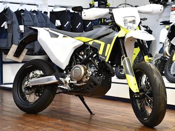 HUSQVARNA 701 SUPERMOTO