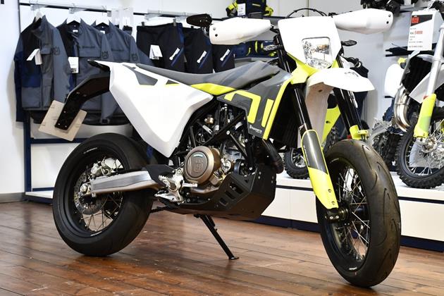 HUSQVARNA 701 SUPERMOTO