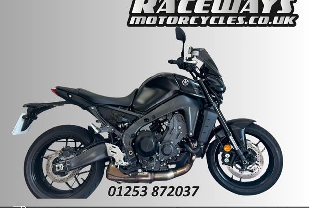 YAMAHA MT-09