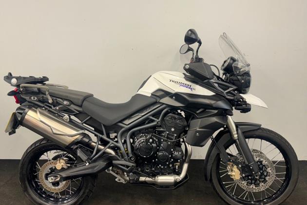 TRIUMPH TIGER 800 XC