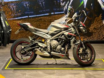 TRIUMPH STREET TRIPLE 765 RS