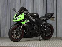 KAWASAKI ZX-6R