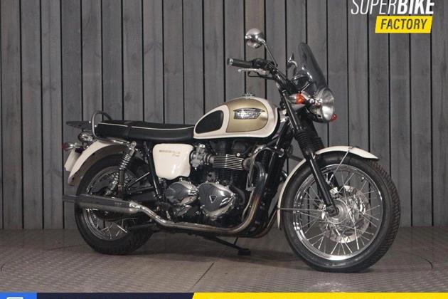 TRIUMPH BONNEVILLE T100