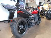 TRIUMPH ROCKET III