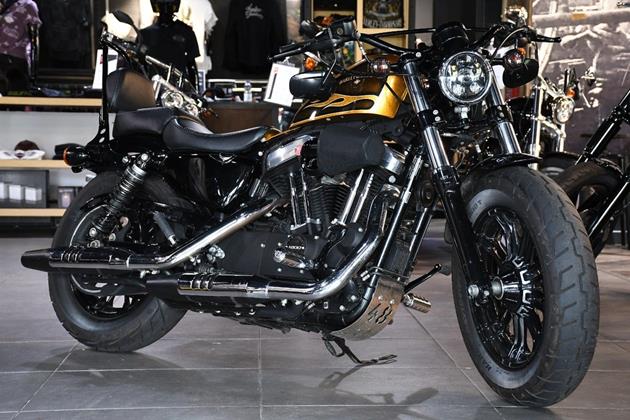 HARLEY-DAVIDSON SPORTSTER 1200