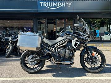 TRIUMPH TIGER 800 XR