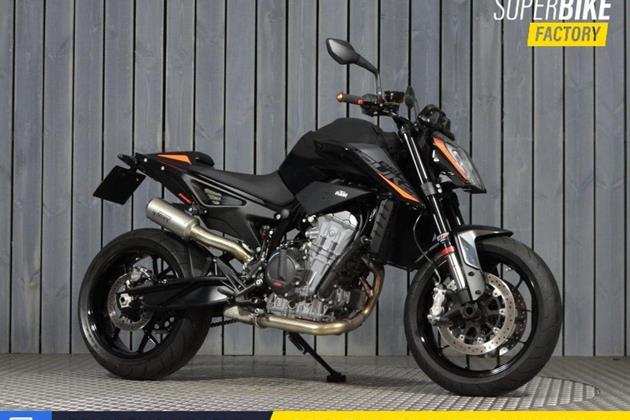 KTM 890 DUKE