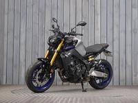 YAMAHA MT-09