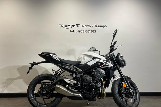 TRIUMPH STREET TRIPLE 765 R