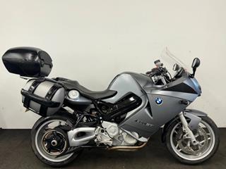 BMW F800ST 