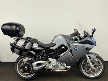 BMW F800ST