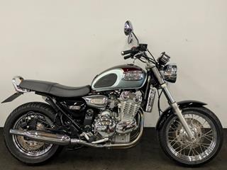 TRIUMPH THUNDERBIRD 900 