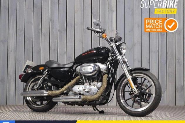 HARLEY-DAVIDSON SPORTSTER 883