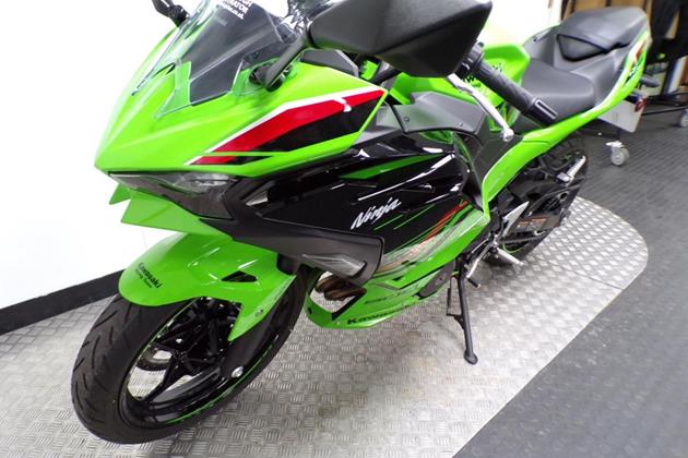 KAWASAKI NINJA 500