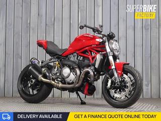 DUCATI MONSTER 1200R 