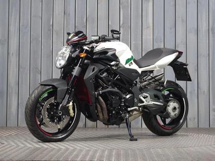 MV-AGUSTA BRUTALE 920