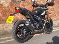 TRIUMPH SCRAMBLER 400 X