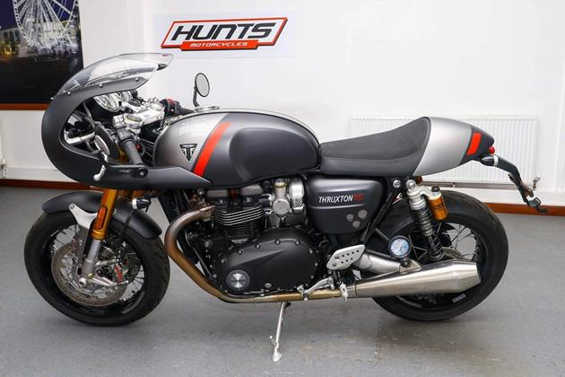 TRIUMPH THRUXTON 1200 RS