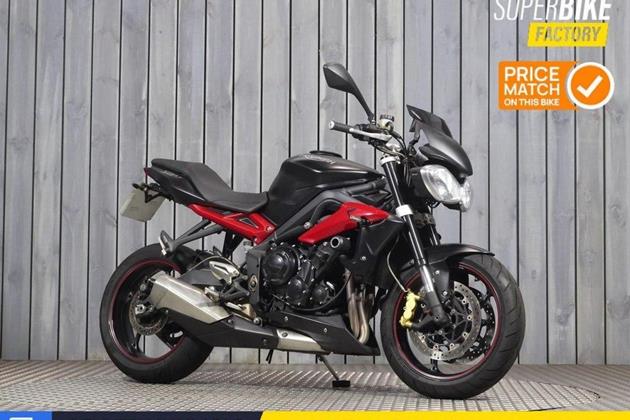 TRIUMPH STREET TRIPLE 675