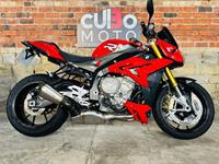 BMW S1000R