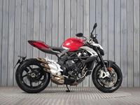 MV-AGUSTA BRUTALE 800