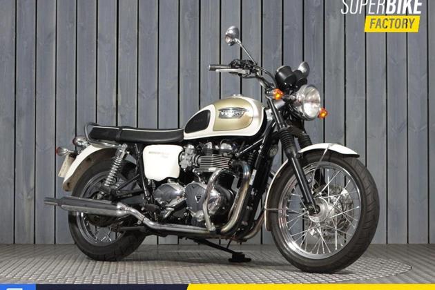 TRIUMPH BONNEVILLE T100