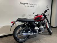 TRIUMPH BONNEVILLE T120