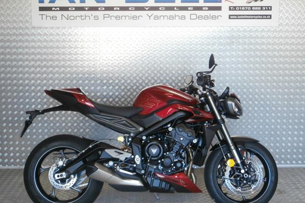 TRIUMPH STREET TRIPLE 765 RS