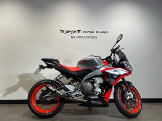 APRILIA TUONO 660 