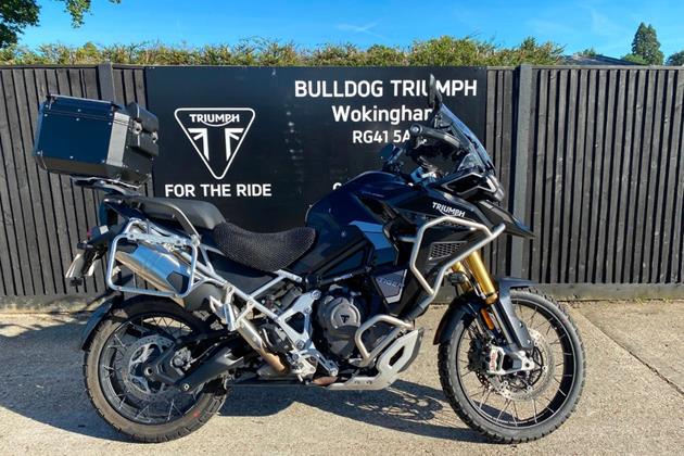 TRIUMPH TIGER 1200 RALLY EXPLORER