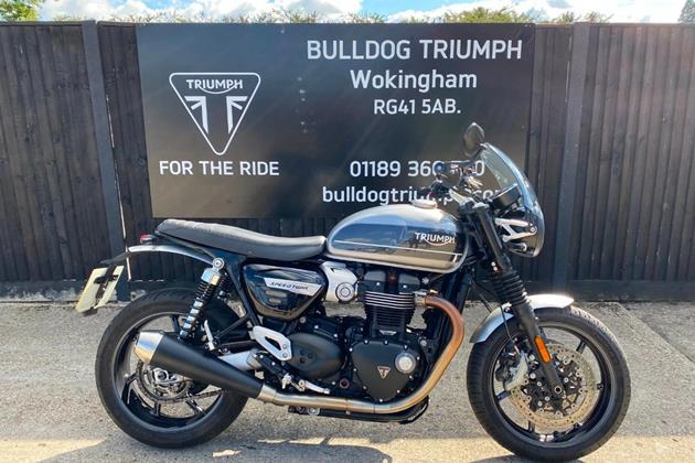 TRIUMPH SPEED TWIN 1200