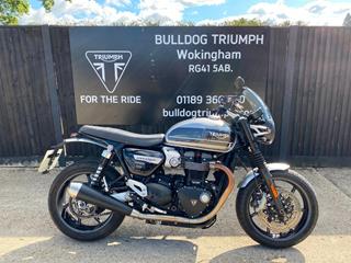 TRIUMPH SPEED TWIN 1200 